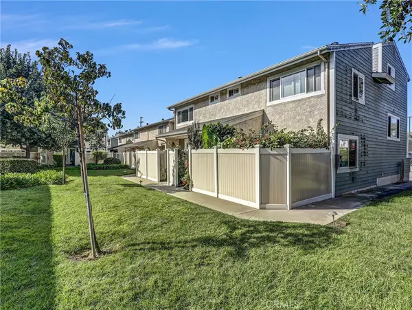4325 W 182 Street #18, Torrance, CA 90504
