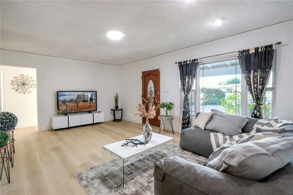 1236 E Highland Ct, Ontario, CA 91764 - #1