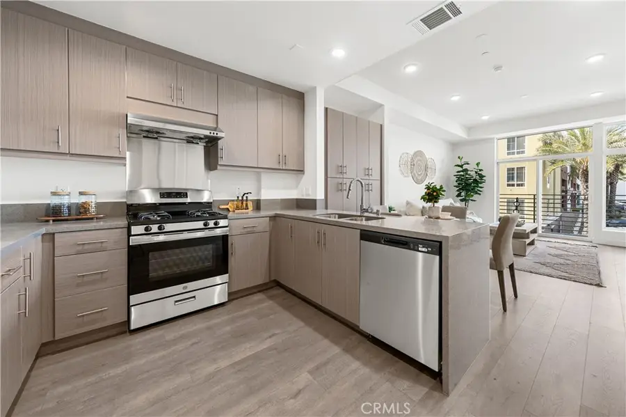 168 S Monterey Street #413, Alhambra, CA 91801 - #2