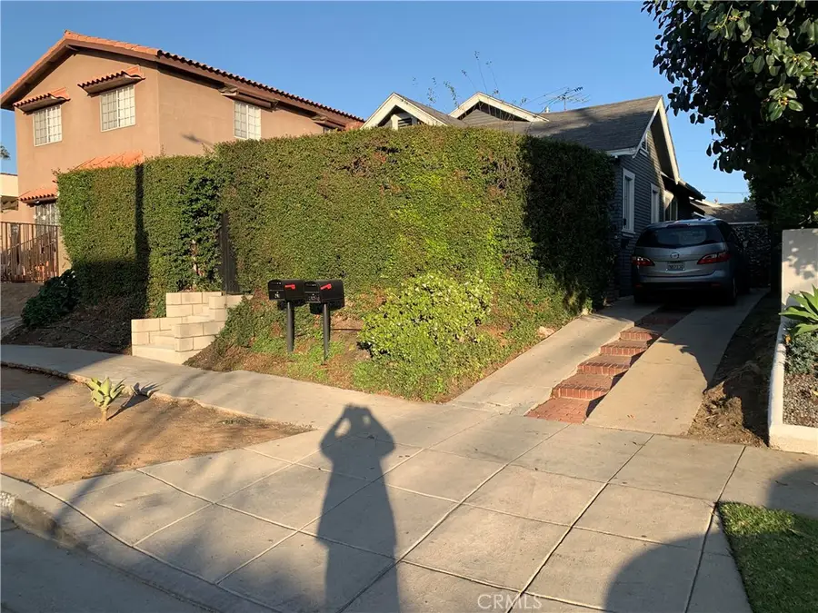 716 N Sierra Bonita Avenue, Los Angeles, CA 90046 - #3