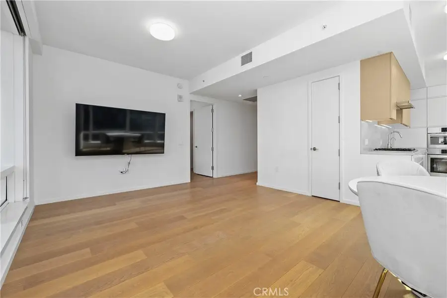 877 Francisco Street #728, Los Angeles, CA 90017 - #3