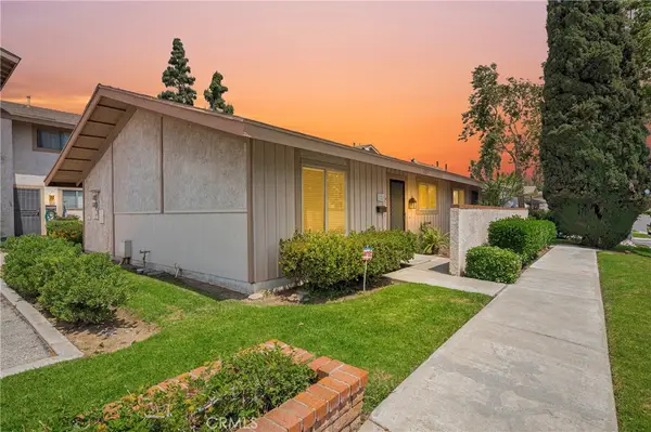 121 Doverfield Drive #61, Placentia, CA 92870