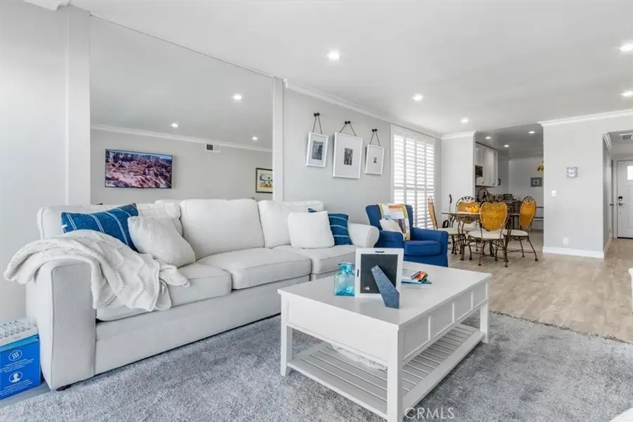 1 3rd #605, Long Beach, CA 90802 - #3
