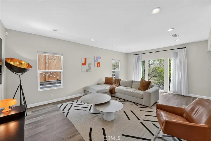1029 Keniston Avenue, Los Angeles, CA 90019 - #2