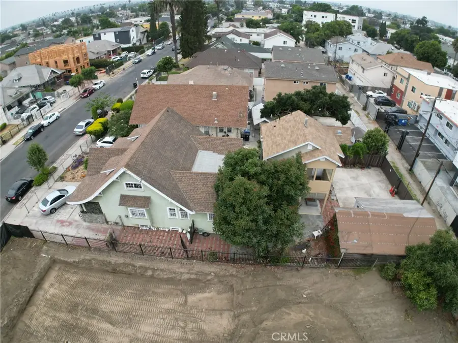 1229 W 37th Drive, Los Angeles, CA 90007 - #2