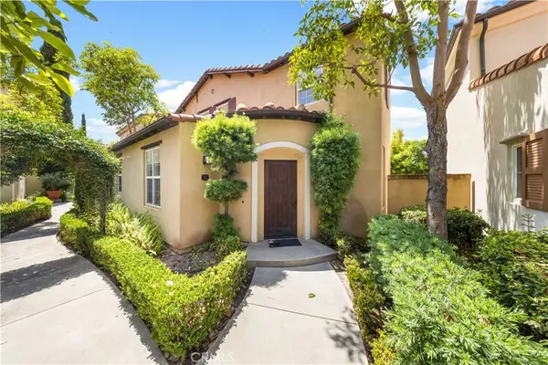102 Chantilly, Irvine, CA 92620
