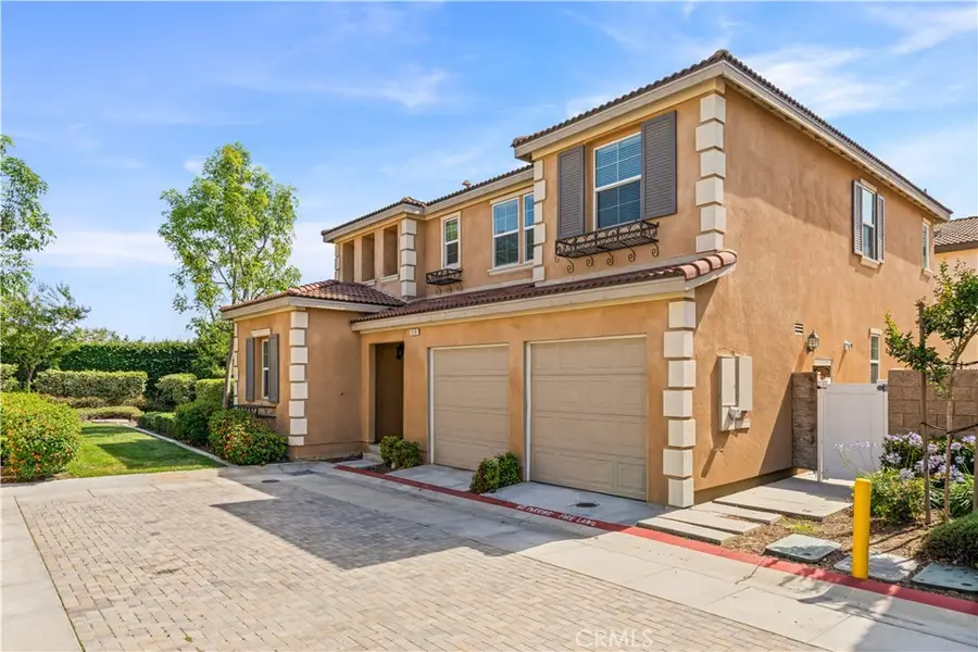 119 West Via Rua Flores, Ontario, CA 91762 - #2