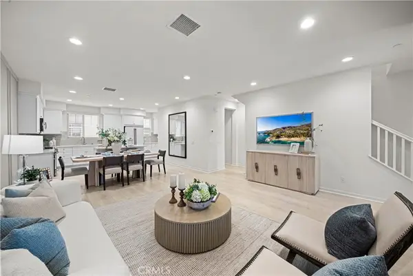 207 Essex Court, Tustin, CA 92780