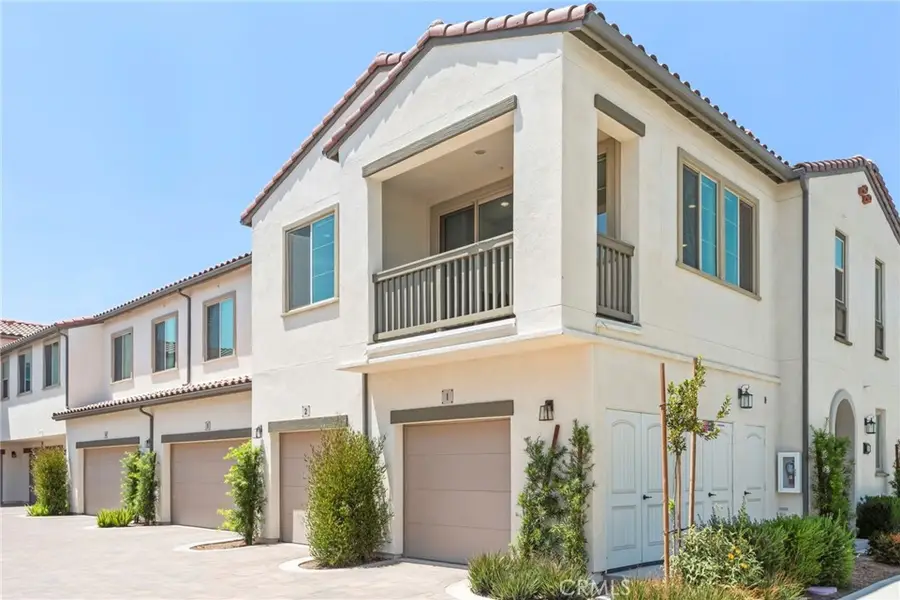 4102 S Limecrest Paseo #1, Ontario, CA 91761 - #2