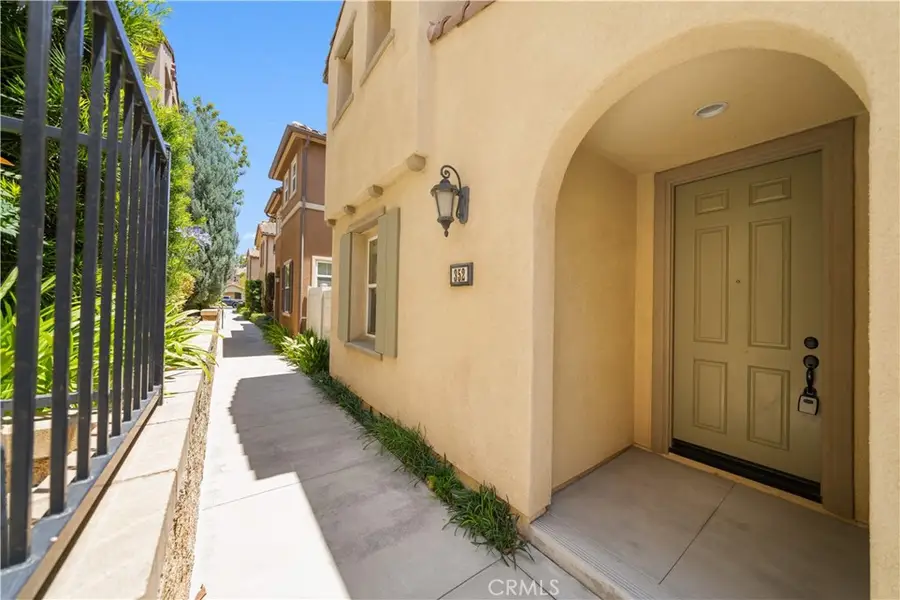 352 Golden Bear Ln, Upland, CA 91786 - #2