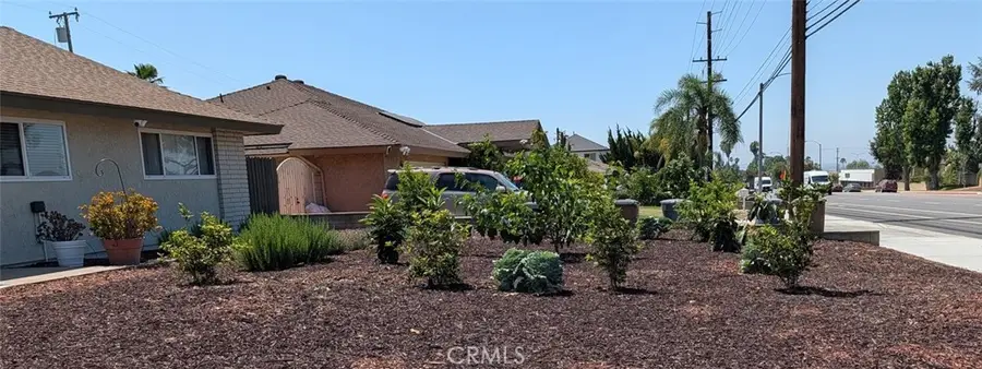 1460 N Towne, Claremont, CA 91711 - #3