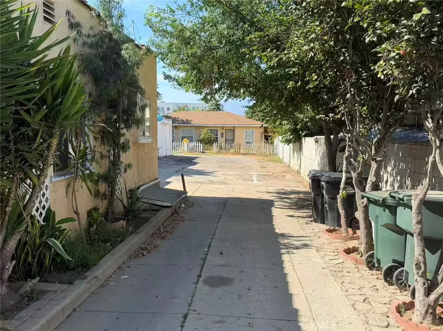 407 W Norwood Place, San Gabriel, CA 91776 - #2