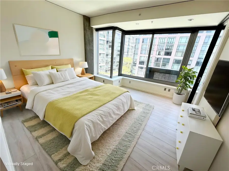 1155 S Grand Avenue #1017, Los Angeles, CA 90015 - #2