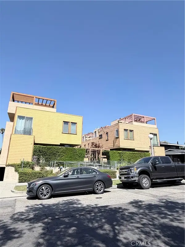 41 N Oak #4, Pasadena, CA 91107