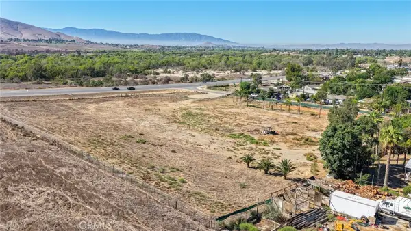 6165 Dodd Street, Jurupa Valley, CA 91752