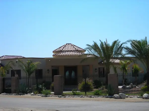 Address Withheld By Seller, Thousand Palms, CA 92276