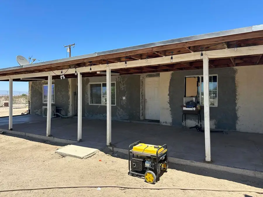 1204 Shore Garden Street, Thermal, CA 92274 - Image #2