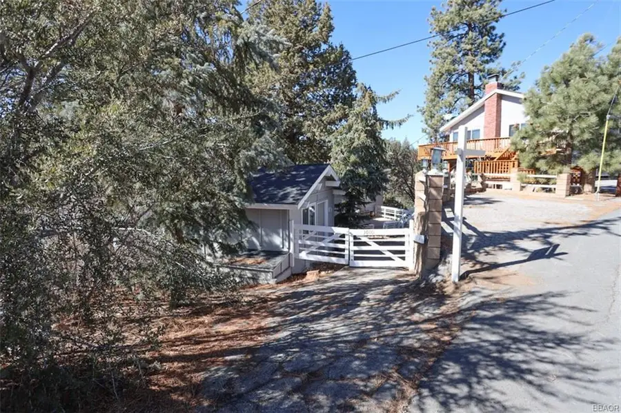 1010 Brookside Lane, Fawnskin, CA 92333 - Image #3