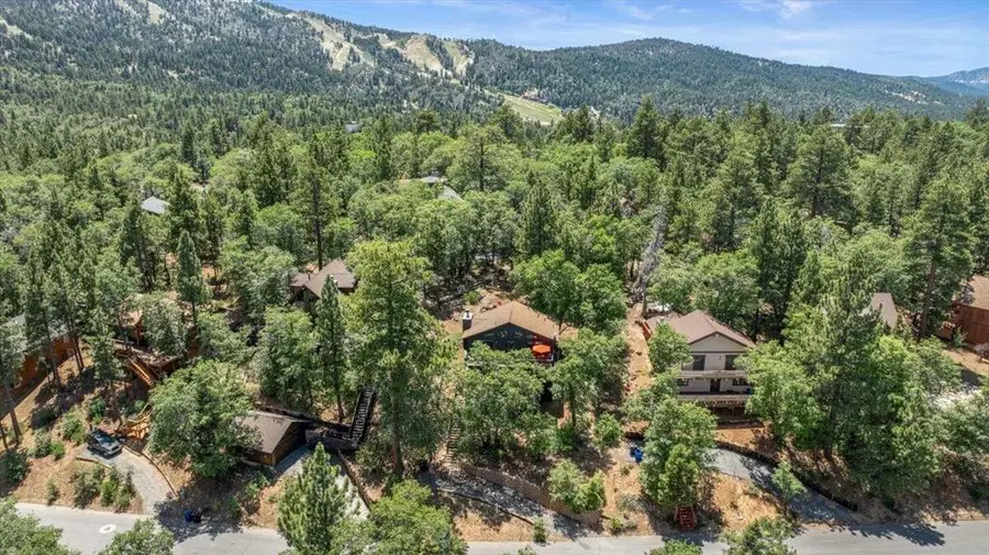 1555 Tuolumne Road, Big Bear City, CA 92314 - Image #3