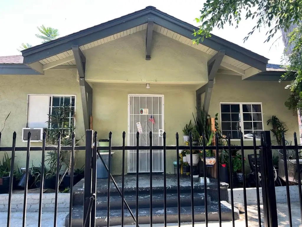 940 E 49th Street, Los Angeles, CA 90011 - Image #1