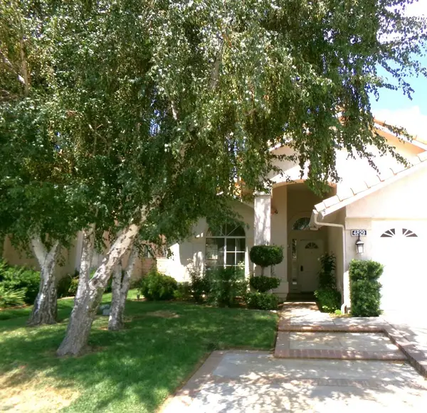 4829 W Forest Oaks Avenue, Banning, CA 92220