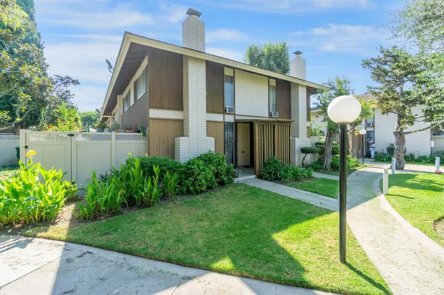 15500 Tustin Village Way #15, Tustin, CA 92780 - Image #2