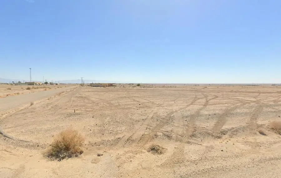 2016 Wilson Avenue, Thermal, CA 92274 - Image #2