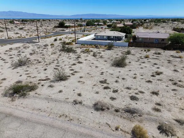 2794 Coco Avenue, Thermal, CA 92274