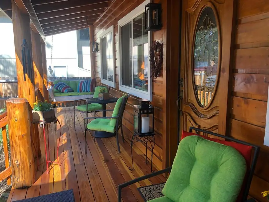 525 Angeles Boulevard, Big Bear City, CA 92314 - Image #3