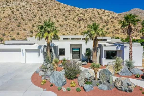 3192 E Bogert Trail, Palm Springs, CA 92264