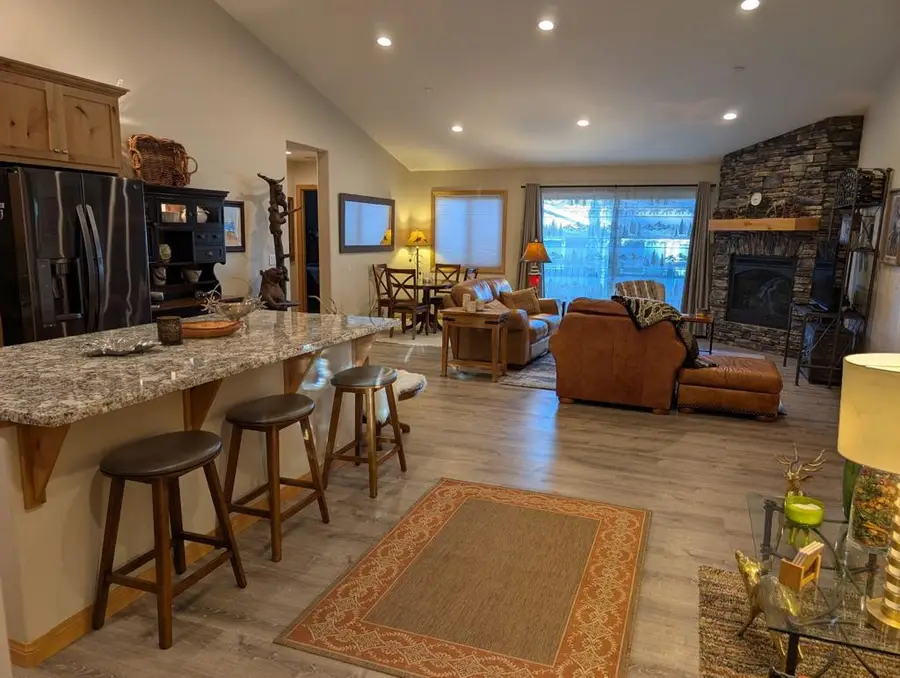 836 D Lane, Big Bear City, CA 92314 - Image #2