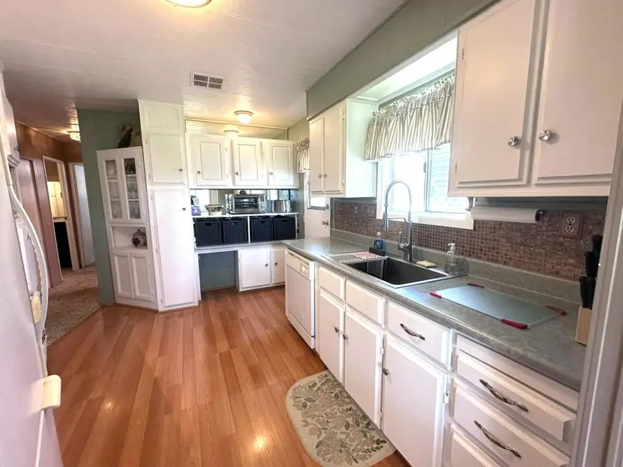 15500 Bubbling Wells Rd. #282, Desert Hot Springs, CA 92240 - Image #3