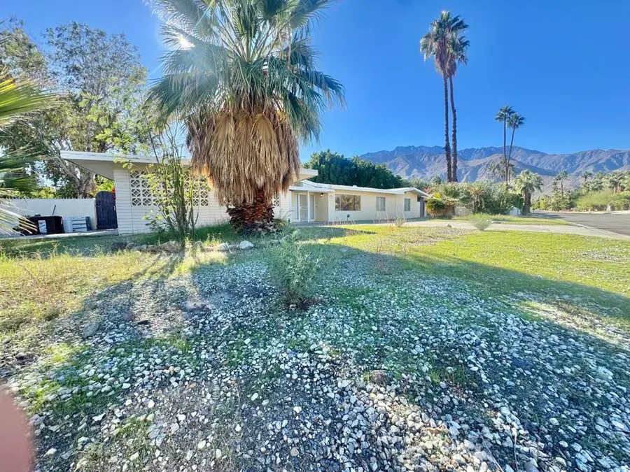 995 E Chia Road, Palm Springs, CA 92262 - Image #2