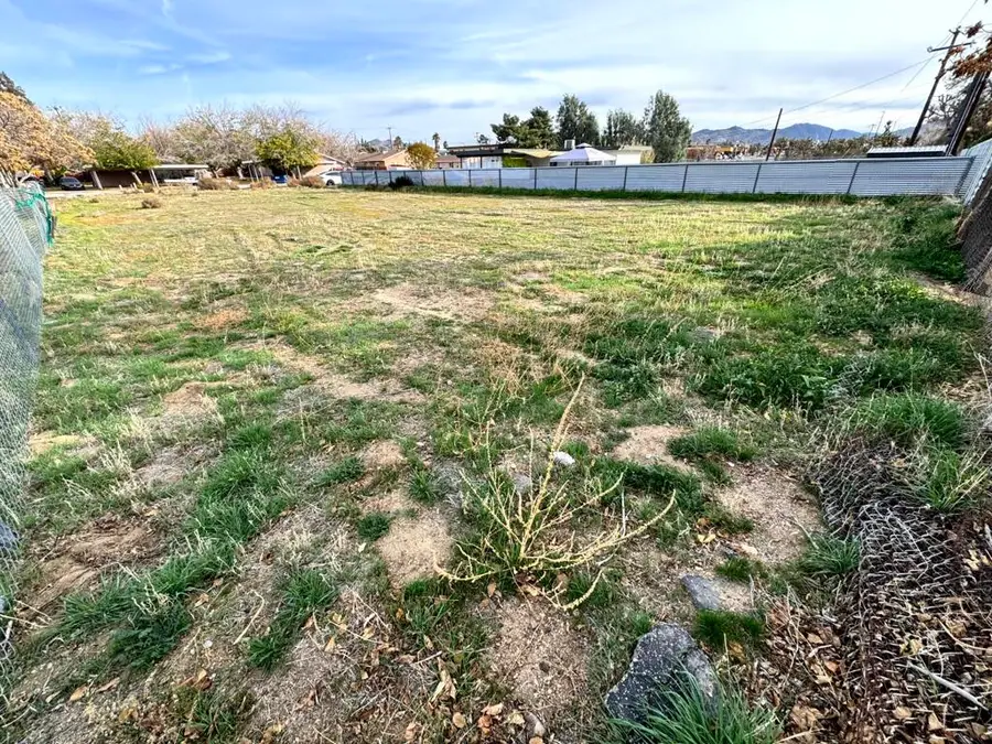 7132 Sage Avenue, Yucca Valley, CA 92284 - Image #2