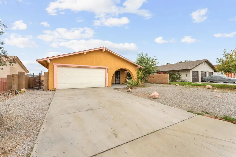 13547 Caliente Drive, Desert Hot Springs, CA 92240 - Image #3