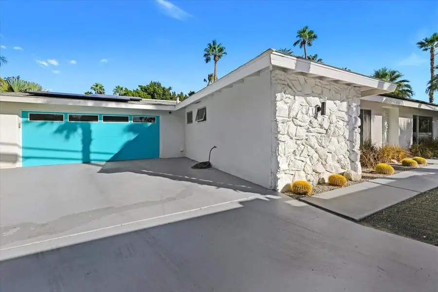 400 W Via Escuela, Palm Springs, CA 92262 - Image #3