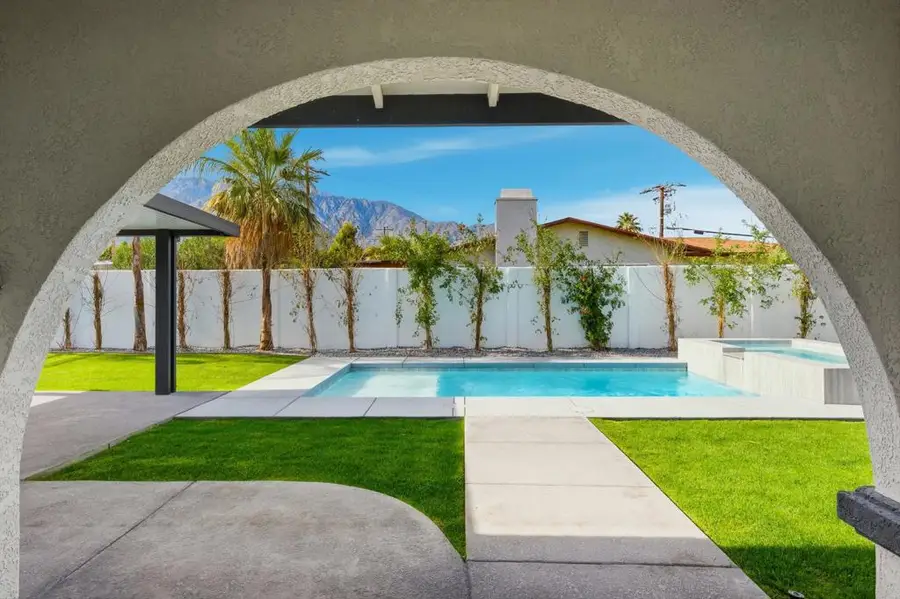 2587 N Calico Lane, Palm Springs, CA 92262 - Image #2