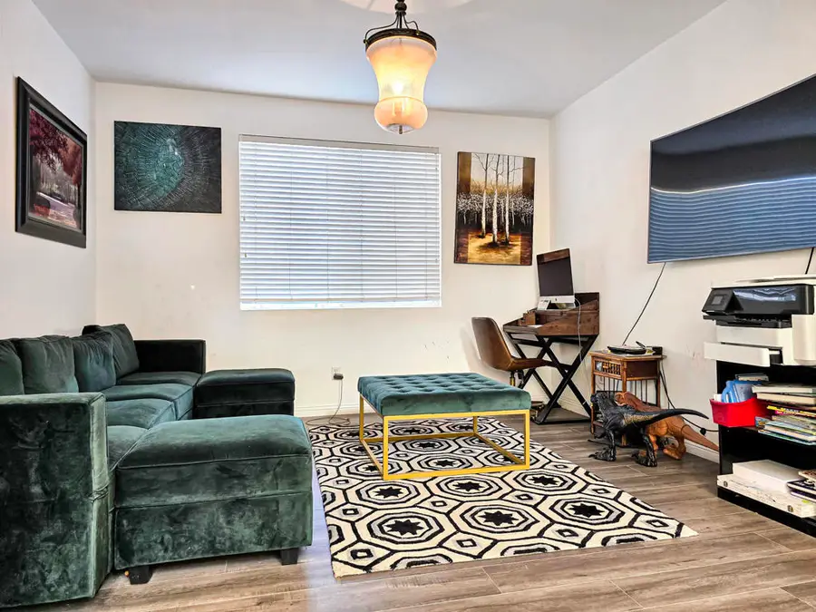 5015 Thornberry Way, Fontana, CA 92336 - Image #2