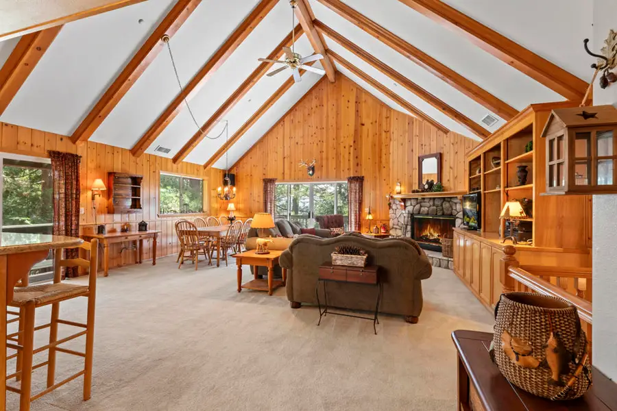 783 Crown Drive, Lake Arrowhead, CA 92352 - Image #3