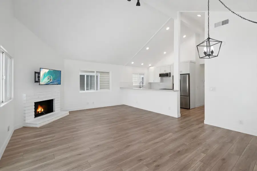 204 David Drive, Newport Beach, CA 92663 - #2