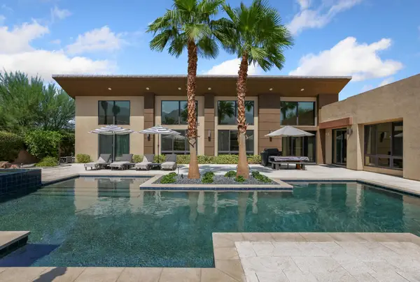 3150 Cody Court, Palm Springs, CA 92264