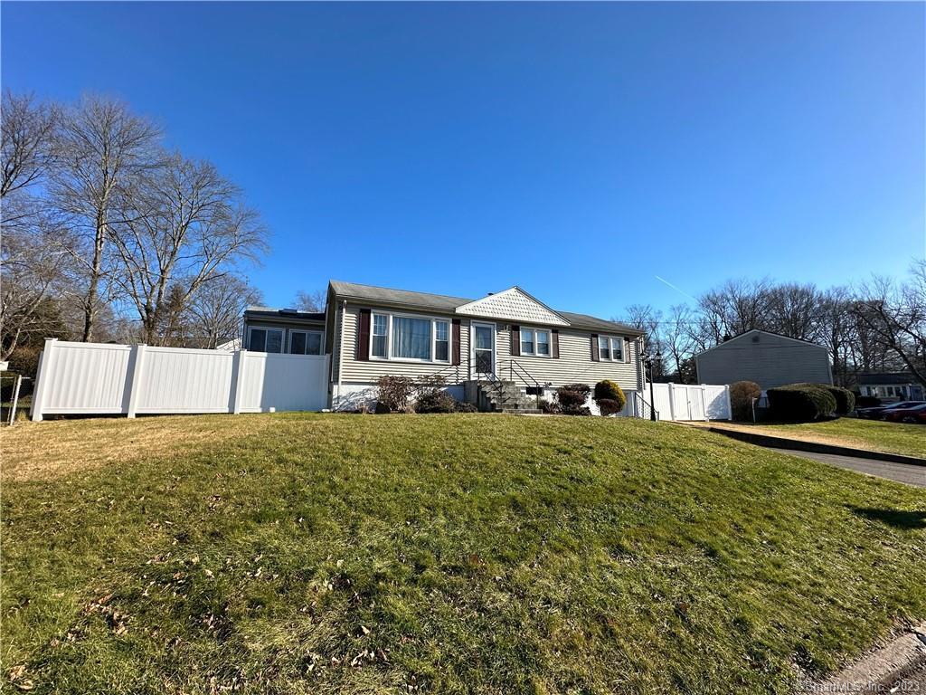 144 Beatrice Drive West Haven CT 06516 BHGRE