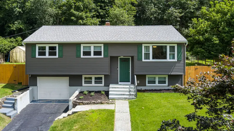 11 Willow Lane, Ledyard, CT 06339 - Image #2
