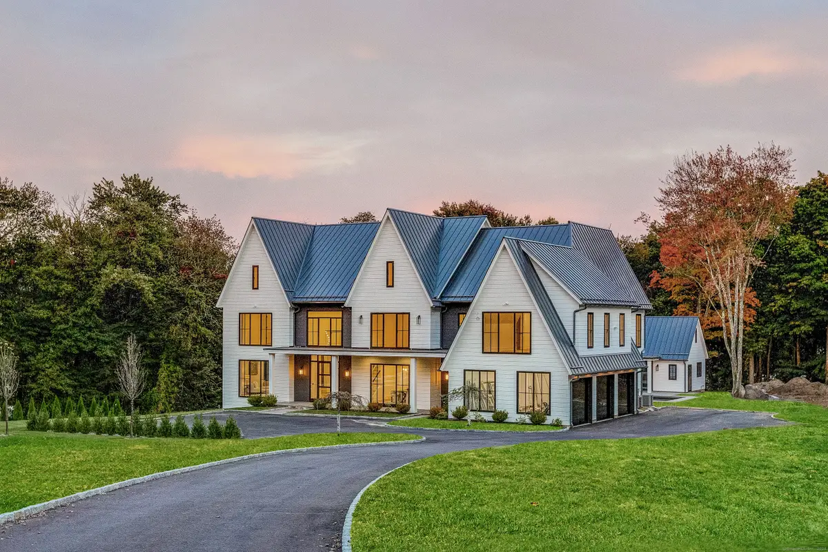 729 Smith Ridge Road, New Canaan, CT 06840 - #1