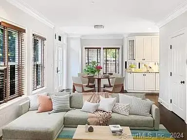 282 Bruce Park Avenue #2, Greenwich, CT 06830 - Image #2