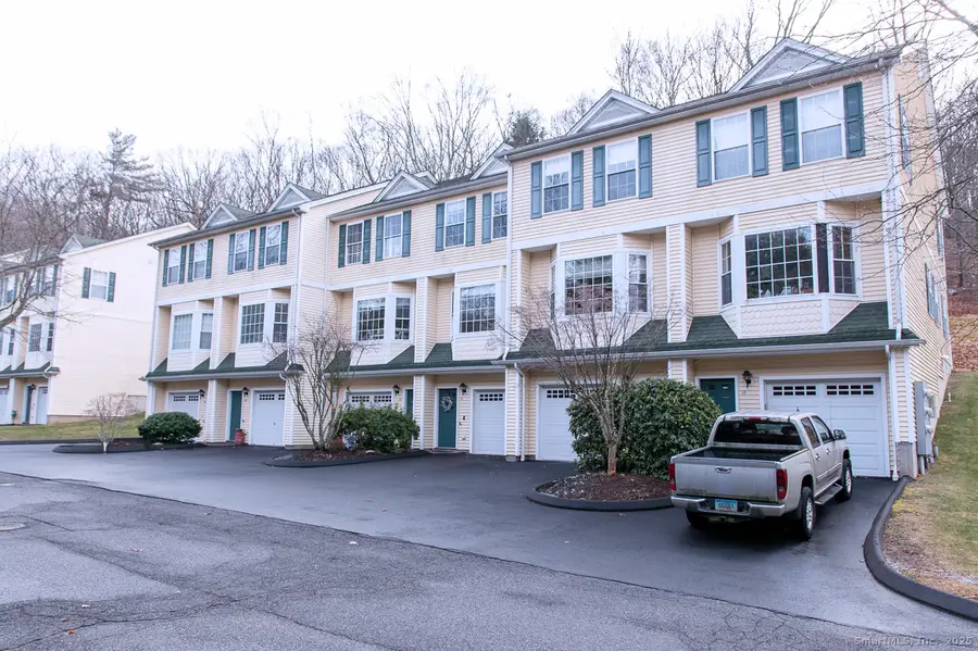 21 Great Oak Ridge Way #21, Seymour, CT 06483 - Image #2