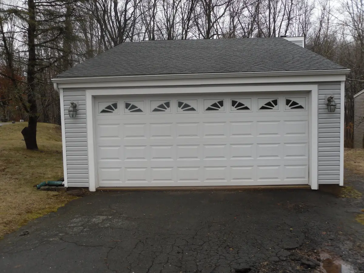 37 Little River Lane, Middletown, CT 06457 - Image #1