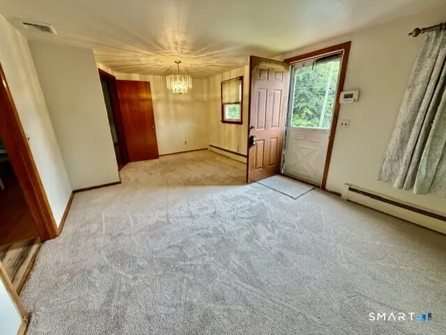 18 Hillside Street, Danbury, CT 06810 - #3