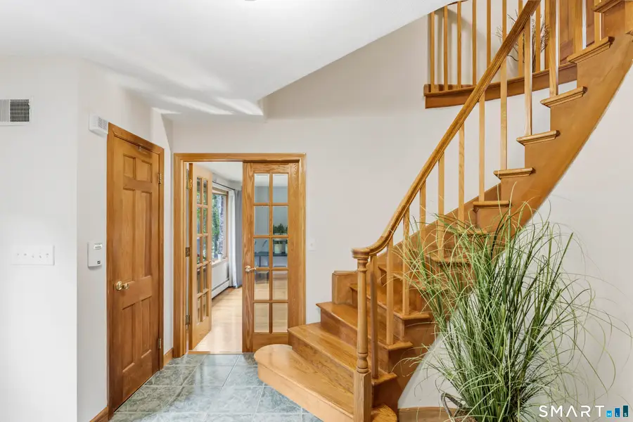 80 Mariner Circle, Trumbull, CT 06611 - #3