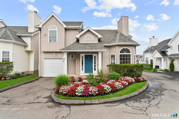 168 Colonial Road #apt 6, Stamford, CT 06906